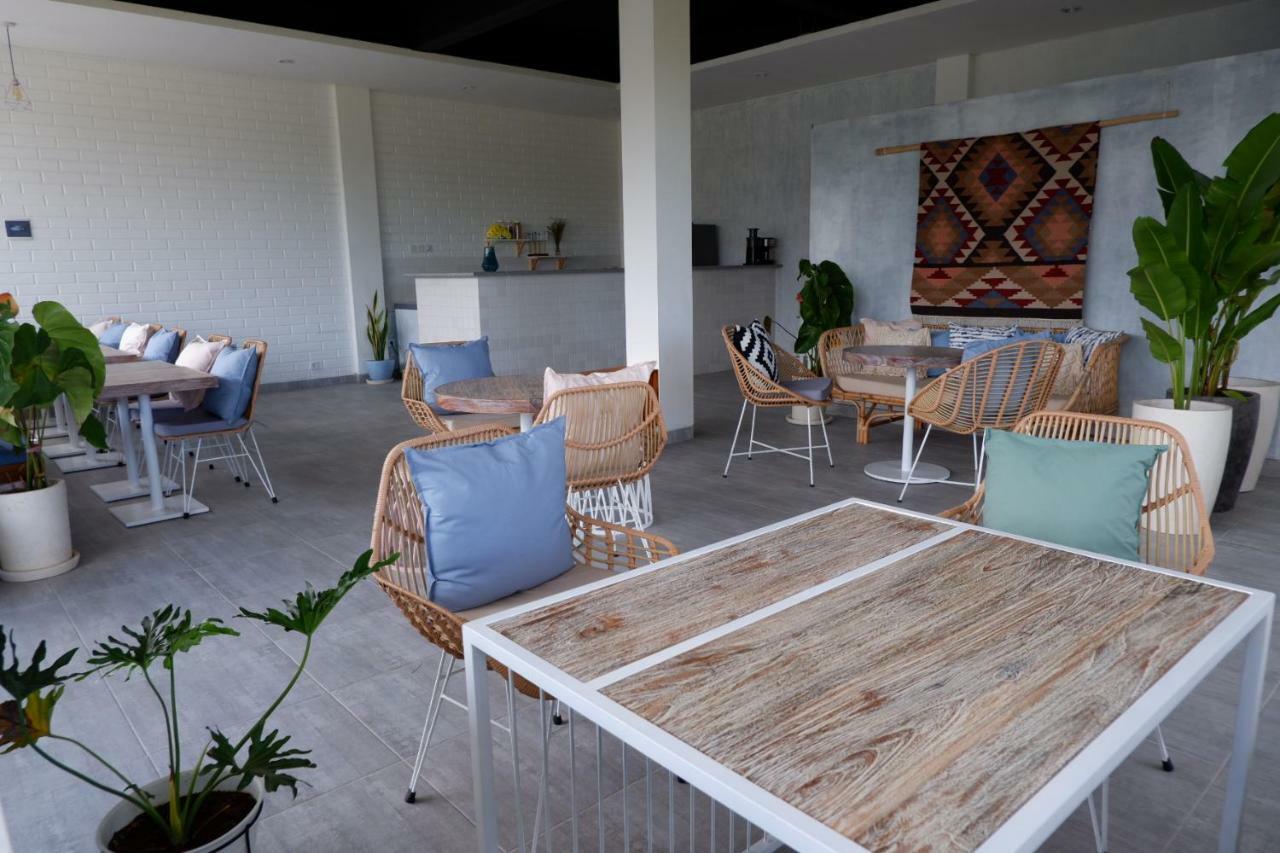Hotel The Sloth Bali Canggu Zewnętrze zdjęcie